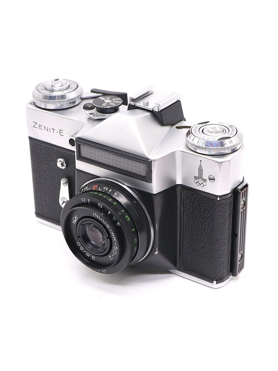Зеркальный фотоаппарат Зенит Е kit олимпийский