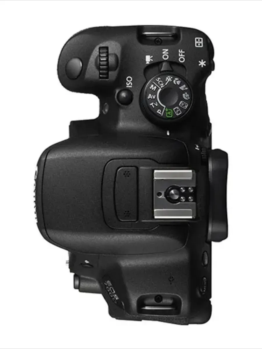 Фотоаппарат 700D Kit 18-55mm STM